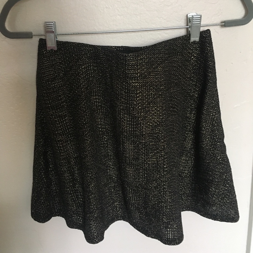 BCBGeneration black and gold mini skirt